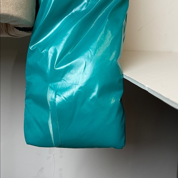 Puffer Jacket by GoodTimes USA - Picture 4 of 9